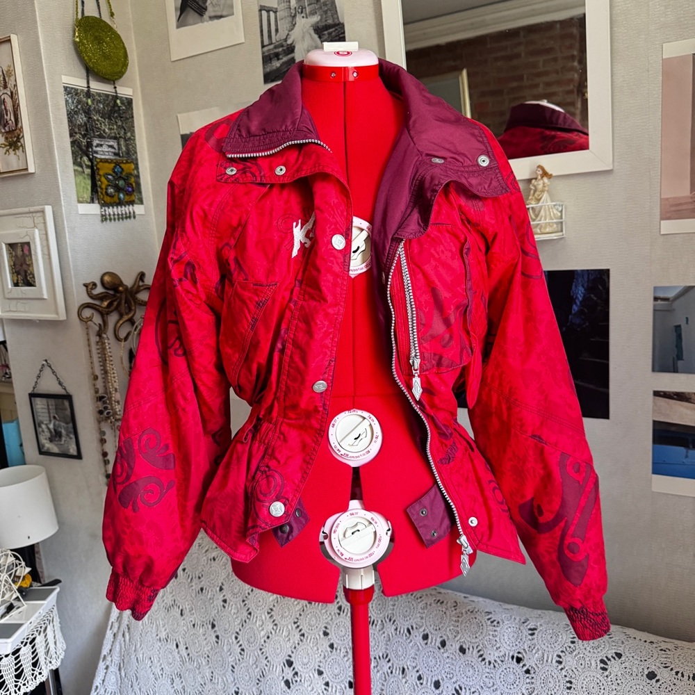 K2 action red ski jacket